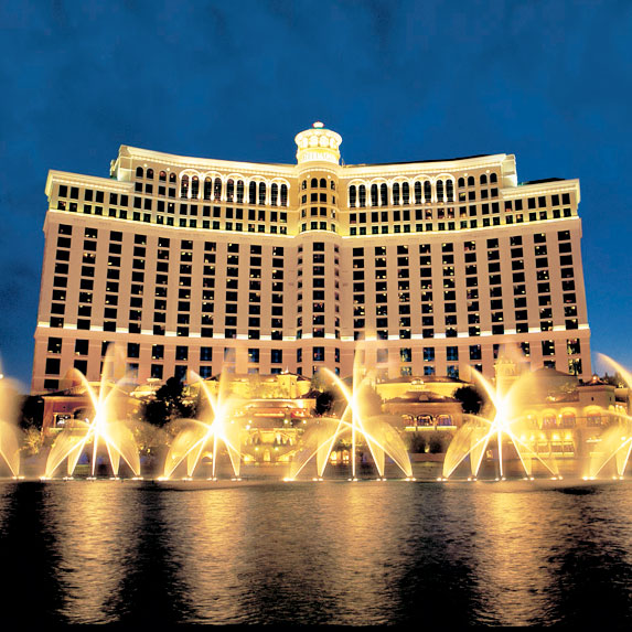 4. See the Fountains of Bellagio