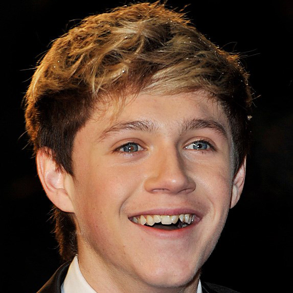 Niall Horan at a movie premiere in 2010
