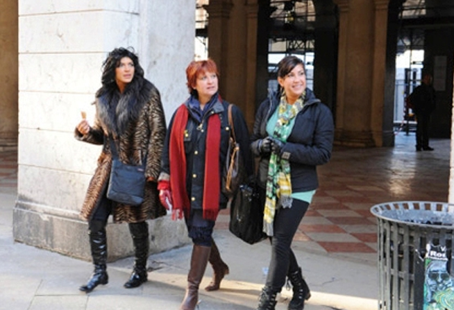 Teresa Giudice, Dina Manzo, and Jacqueline Laurita stepping out in Italy