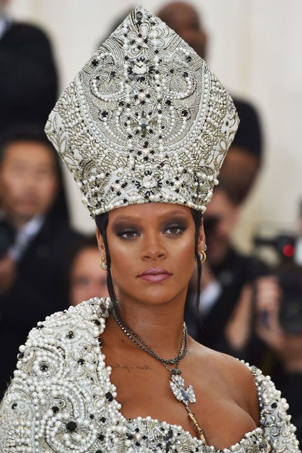 Rihanna, 2018