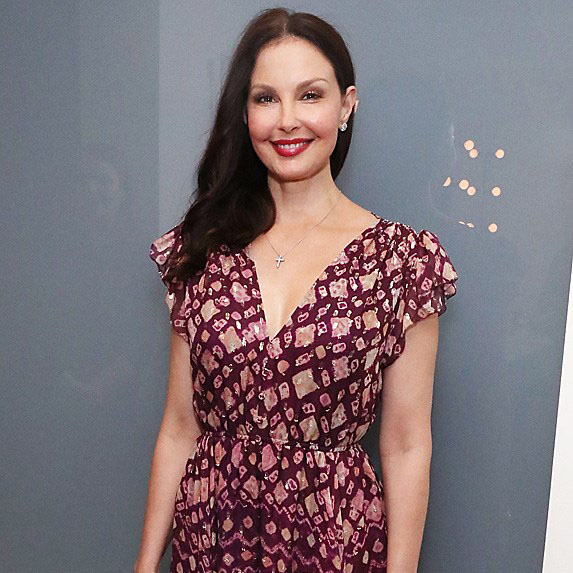 Ashley Judd on the red carpet