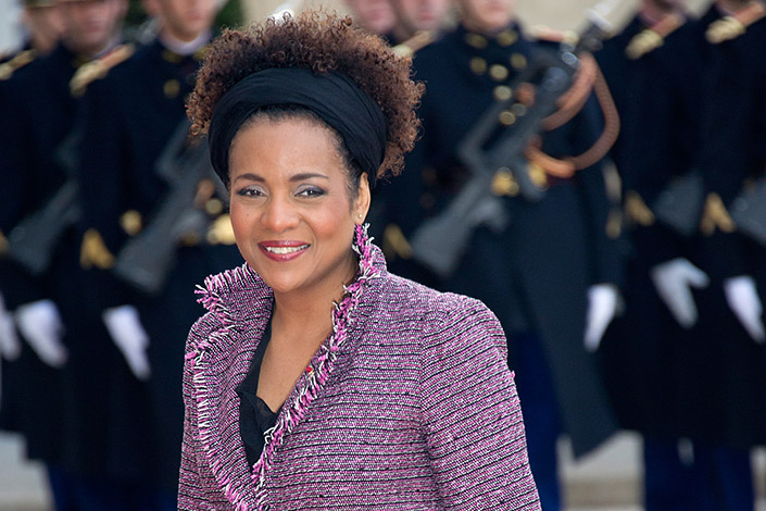 Secretary-General of la Francophonie Organization, Michaelle Jean arrives for a state dinner in honor of the Tunisian President Beji Caid Essebsi on April 7, 2015 at the Elysee Palace in Paris, France. 