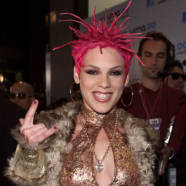 Bad Y2K Hair Trends That Won't Be Coming Back - Slice