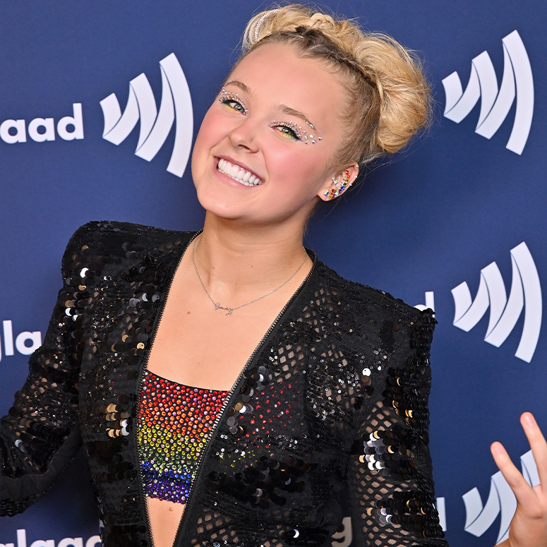 JoJo Siwa Trades Her Signature Ponytail for a Pixie Cut — and We're Big  Fans - Slice