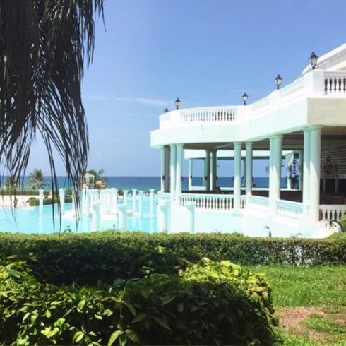 Una foto de un hermoso resort en Montego Bay