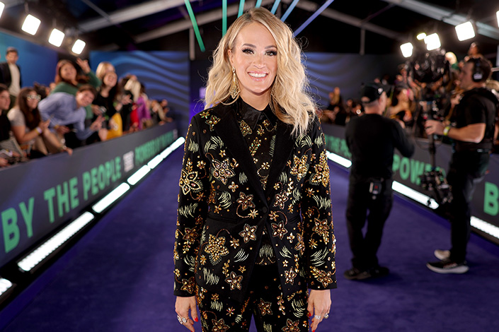 Carrie Underwood at the People's Choice red carpet