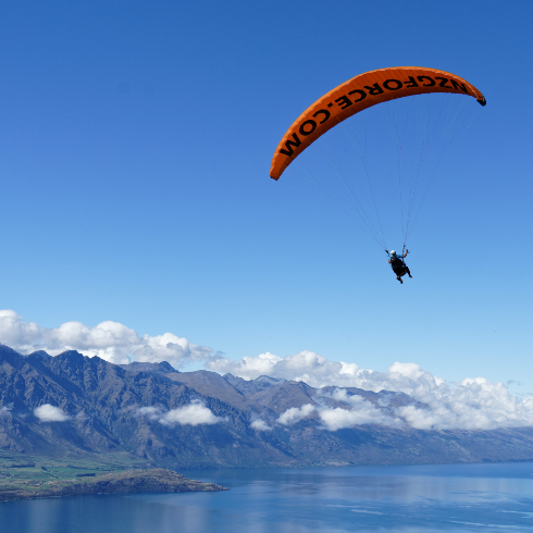 A shot of a paraglider in Queenstown, New Zealand